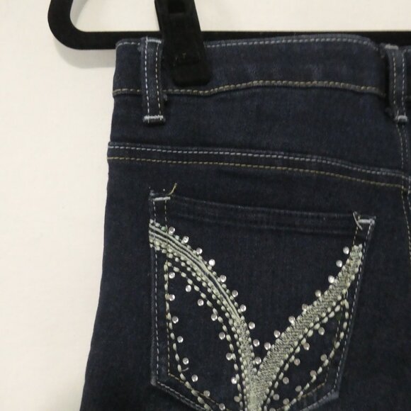 ROXY JEANS | size 26 | Denim Shorts | Rolled Bottom Hem | Stitched Back Pockets - Picture 9 of 14